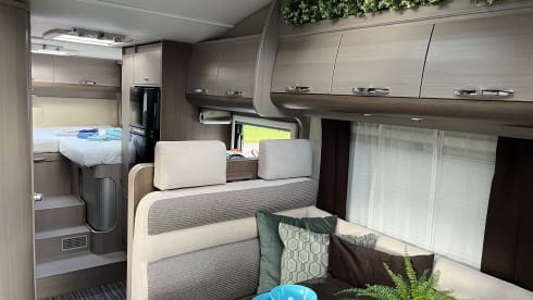 Fully and very luxuriously equipped 2 persons (max 3) Adria Matrix Suprème