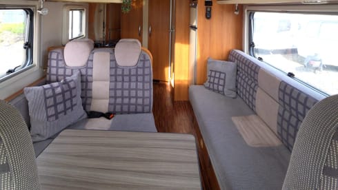 Dormouse – Camping-car Hymer B508 CL entièrement intégré - Assurance incluse