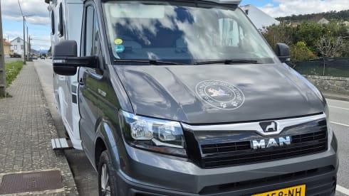 Luxe en Comfort voor 2 peronen : KNAUS VAN TI PLUS 650 MEG AUTOMAAT