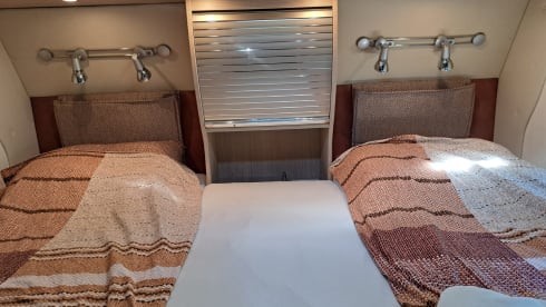 Burstner Nexxo, very spacious and very complete