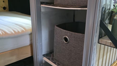 Samuel – Ford-Bus mit 3 Schlafplätzen aus dem Jahr 2013