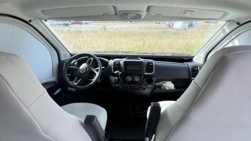 Kairos 600 – theSharingVan