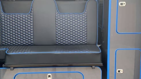 Grace – Camping-car Ford 4 places à partir de 2019