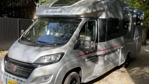 Camper het Spick… – 4p Adria Mobil semi-integrated from 2018