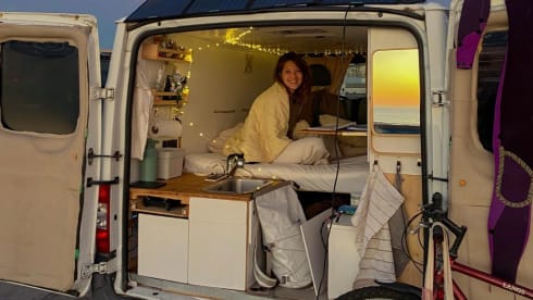 Malu  – Ford Transit Beach Vibe