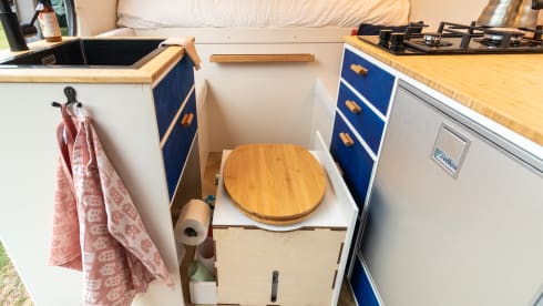 Miep – Miep: comfortable off-grid camper!