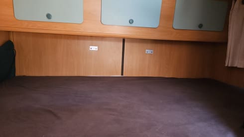 6p Chausson alcove