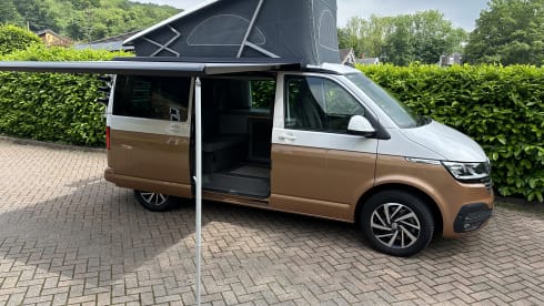 Jarvis – 4 berth Volkswagen campervan from 2021
