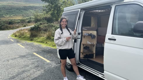 Saoirse – 2p Volkswagen campervan from 2011