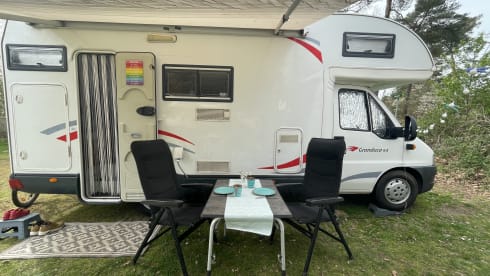 6p Fiat alcove from 2004