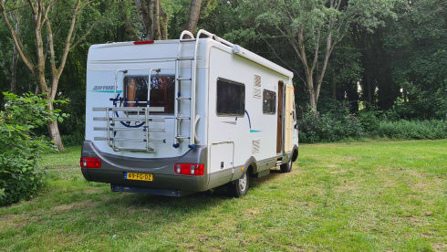 6 person family camper. Hymer integral from 2000
