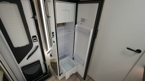 Mclouis avantgarde tot 5 personen – 5 persons semi-integrated Mc Louis Avantgarde