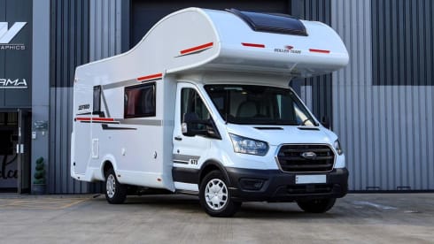 Rollerteam Zefiro 675 6 Berth – 6 berth Roller Team alcove from 2023