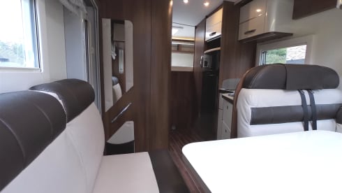 Beautiful 2 to 5 person MC Louis Sovereign 60G motorhome