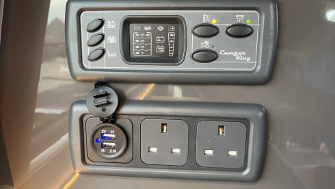 SM Campers – 4 berth VW Camper 2018