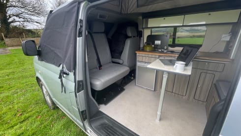 DORIS – Our beautiful VW Campervan, with lots of upgrades