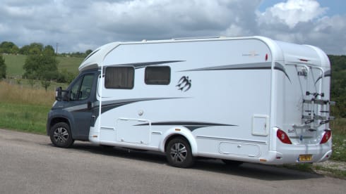 25 Year Edition – 4p Knaus semi-integrated uit 2014