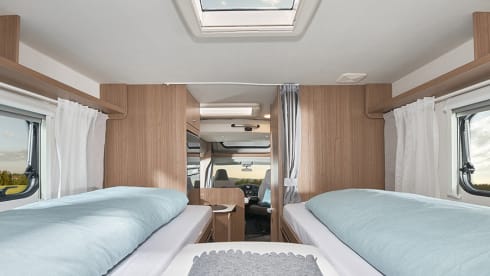 Carado T448 (1) – Ultimate Freedom! Very luxurious camper with length beds and fully equipped