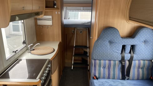 Rimor  – Ford transit 2.4 140pk - Rimor sailor 645