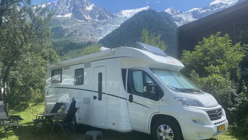 Roxi – Dethleffs Semi-integrated 4p from 2021 (Very nice and complete)