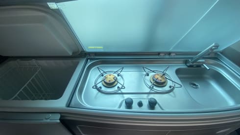 the.VANhoutte – 4p Volkswagen bus from 2019