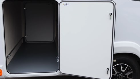22 LMC H660G  – Tourer lift 3 persons