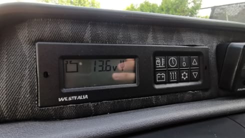 Nugget – 4p Ford campervan from 2005