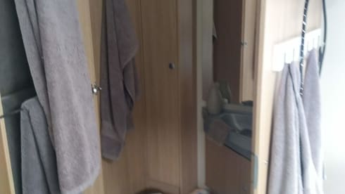 Comfortable, well equipped Sunlight T69 for 4 people from 2014