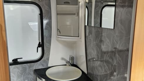 6p Chausson alcove
