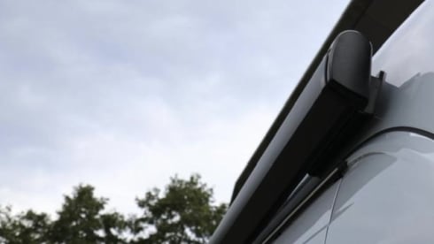 4 personen  – VW GRAND CALIFORNIA equipped with many automatic options