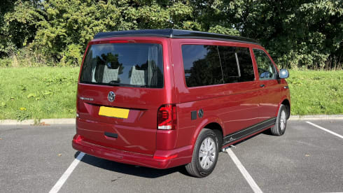 Ruby – 4 Berth T6! CarPlay/Cruise Control/Kitchen