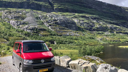 Mambo No.1 – Volkswagen Campervan 'Extra long' 