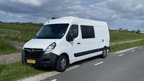 4gordelpleken – Fijne Opel Movano 2p
