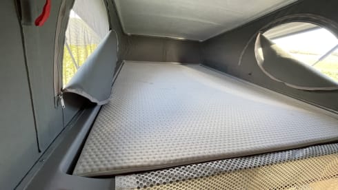 The MAD Van – Pop-up 4p Bürstner campervan uit 2023
