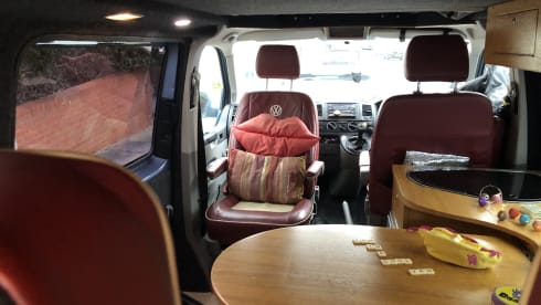 Vinnie – Great fun, fab value (insurance incl) & easy logistics from W7