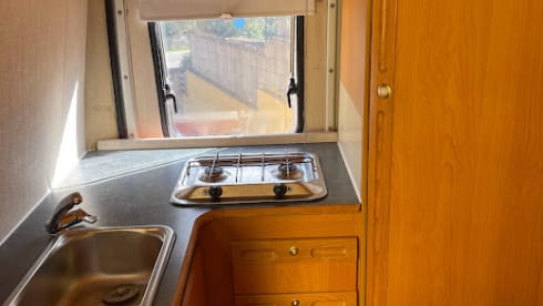 Claudio – ADRIA VAN per viaggiare in libertà