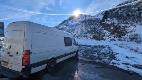 Vanessa – Cozy, well kitted van with a full size double bed