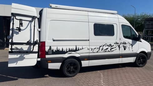 unique, attractive, compact 2-person Volkswagen camper 