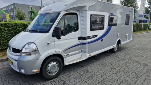 4p Dethleffs semi-integrated uit 2007