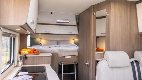 Betsy – 2p Carado from 2024 - Semi-integrated 