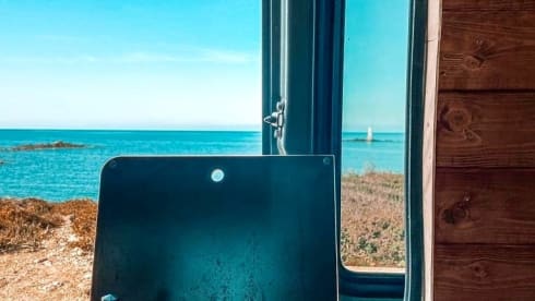 ARNOLD – ARNOLD VAN EXPERIENCE