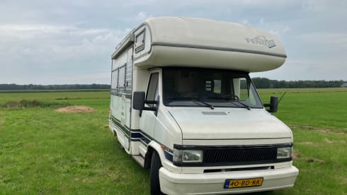 Trendy family camper