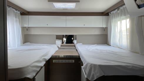 4p Roller Team semi-integrated from 2018