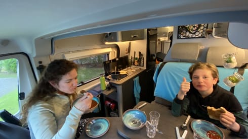 VANTastic – Weinsberg CaraTour 600MQ 2022 | 4 people