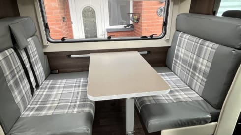 6 berth Roller Team Family Motorhome