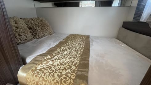 Bennie – Benimar Tessoro 442 Half integraal 2018, 4p