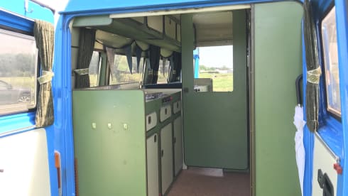Lynz – Cheerful camper van Westfalia