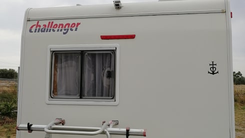 Rodrigue – Comfortable Challenger - 3 double beds