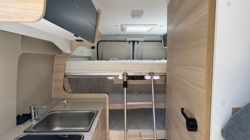 Autobus Challenger a 5 posti dal 2026