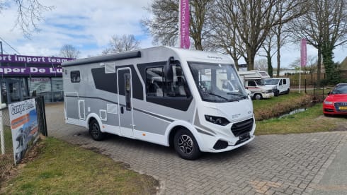 C17 – Luxe Sunlight I67S Automaat 2x Airco 4P